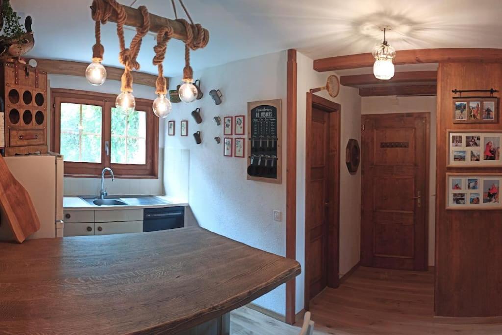 Cozy Apartment In The Heart Of The Alps シャトー・デー エクステリア 写真