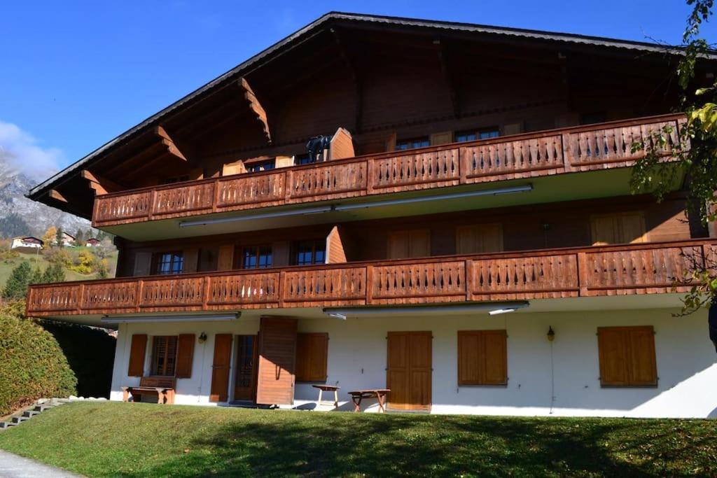 Cozy Apartment In The Heart Of The Alps シャトー・デー エクステリア 写真